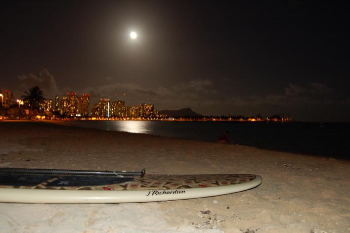 Moonlight paddle
